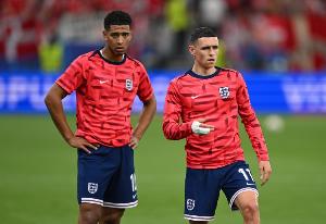 三大球星无法共存！图赫尔：凯恩、贝林、福登无法同时首发登场