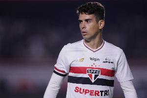 圣保罗官方：34岁奥斯卡体检中被检查出心脏异常，送医后情况稳定