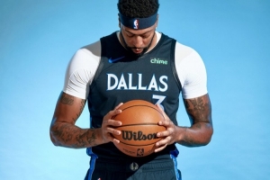 独行侠发布城市版球衣！这款球衣是对此前城市版球衣的重新演绎