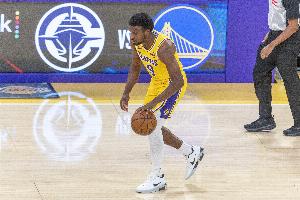 夸梅：当年你们议论我全是人身攻击 而我评价布朗尼都是篮球角度