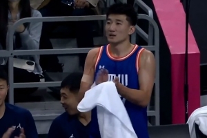 得分助攻一把抓了！孙铭徽15中7拿到15分10助攻 另有3板1断