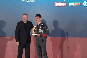 恭喜居莱尔、伊尔迪兹获得土耳其足球推广奖