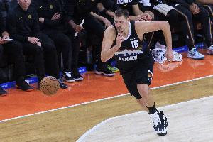 55分干累了还是避华子锋芒？明日掘金VS森林狼 约基奇出战成疑